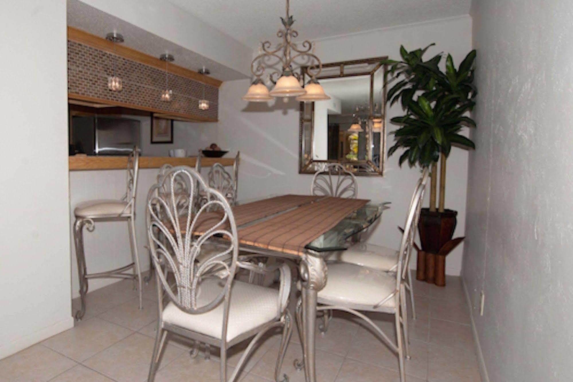 The Tiki- Beach Front Complex! Unit 106 South Padre Island Ngoại thất bức ảnh